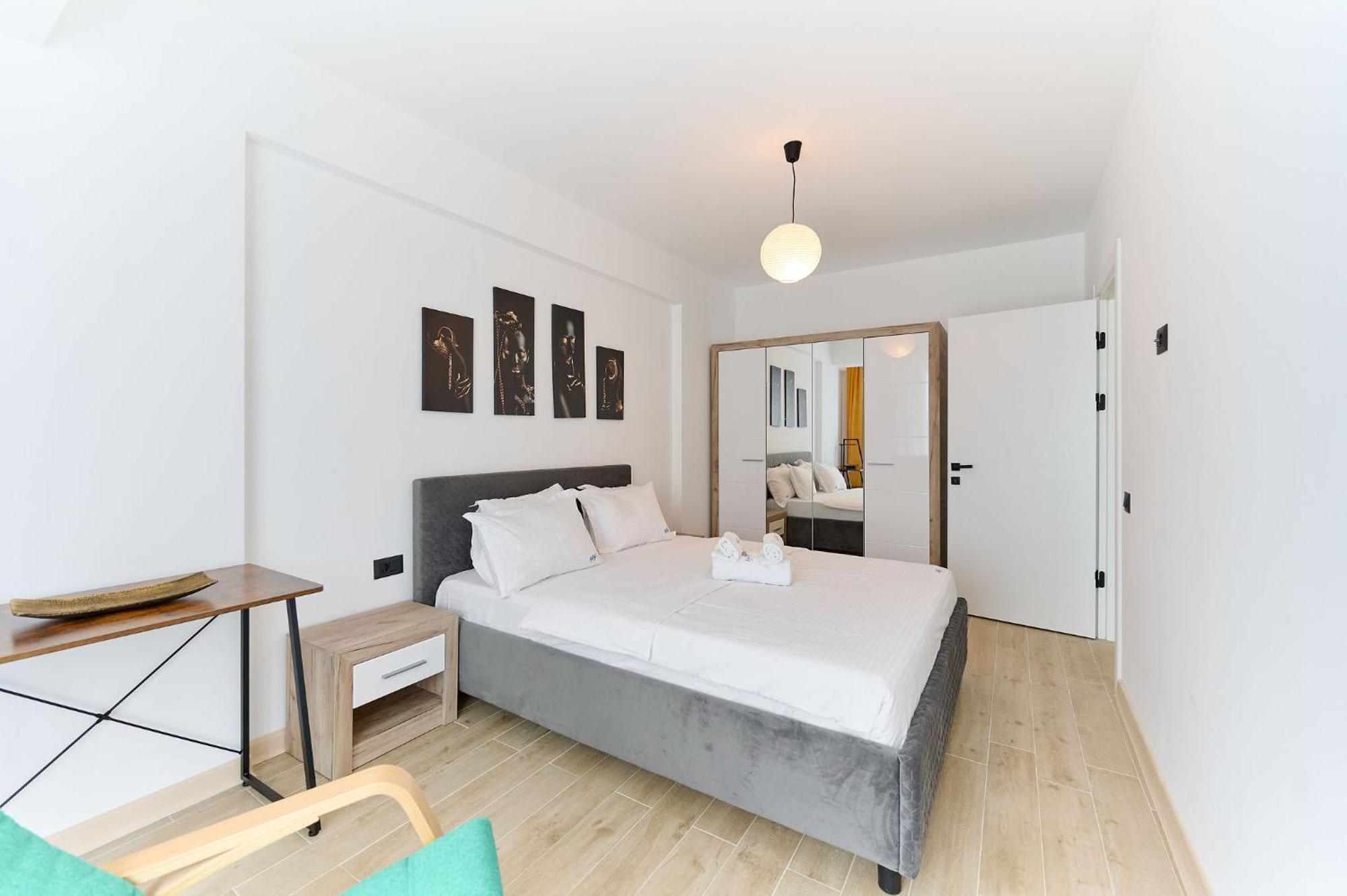 Apartament La Playa In Infinity - Parking Mamaia